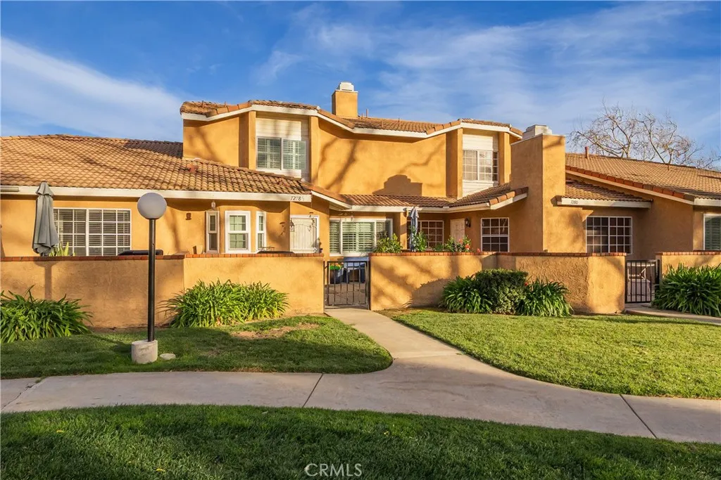 7278 Hermosa Avenue Rancho Cucamonga, CA 91701 - Photo 5 of 40