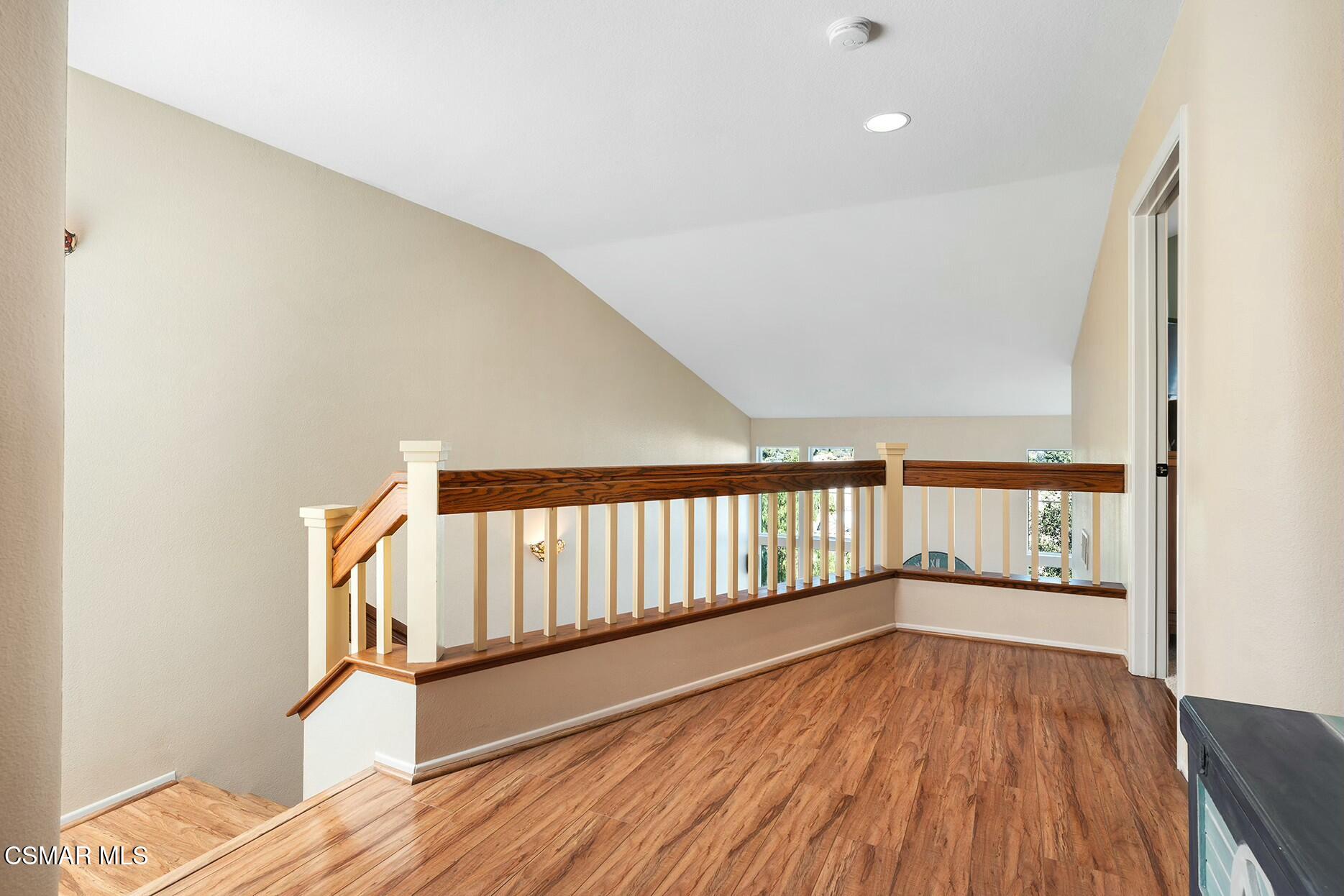 647 Cardinal Ridge Lane, Unit C Simi Valley, CA 93065 - Photo 25 of 54 tempImageQcIkbk