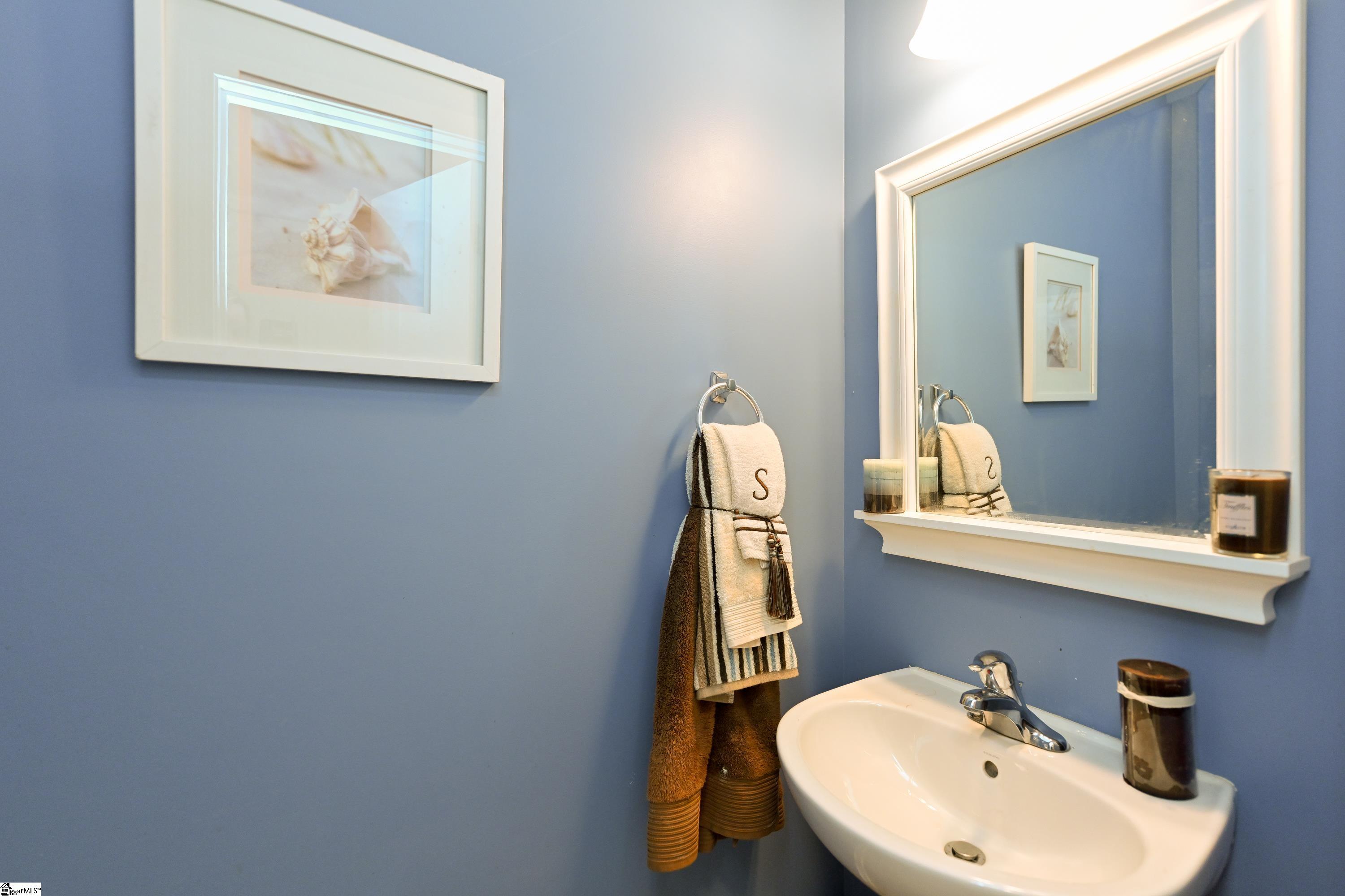 746 Tinder Boiling Springs Boiling Springs, SC 29316 - Photo 11 of 34 Gallery Image 11