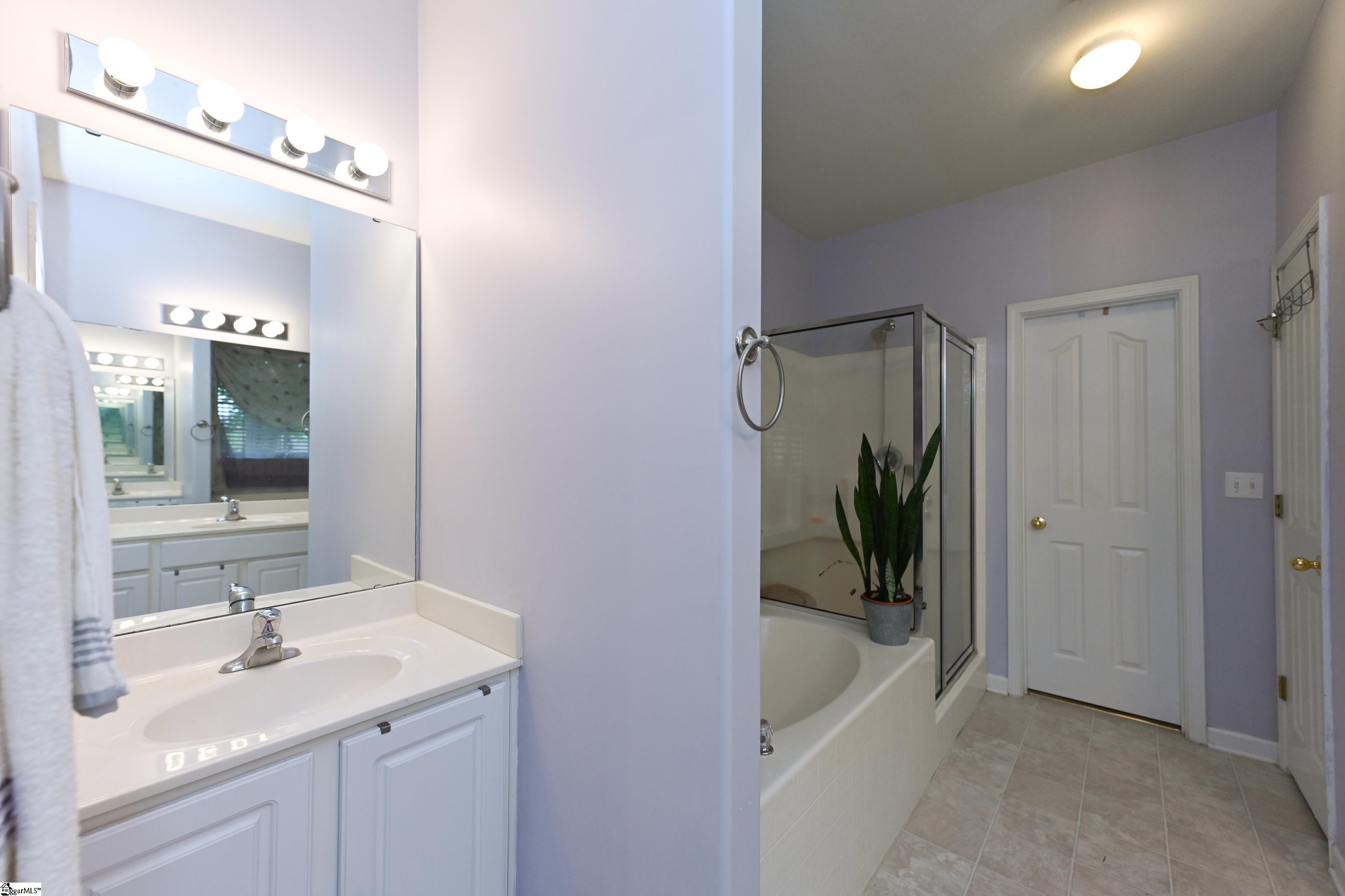 746 Tinder Boiling Springs Boiling Springs, SC 29316 - Photo 18 of 34 Gallery Image 18