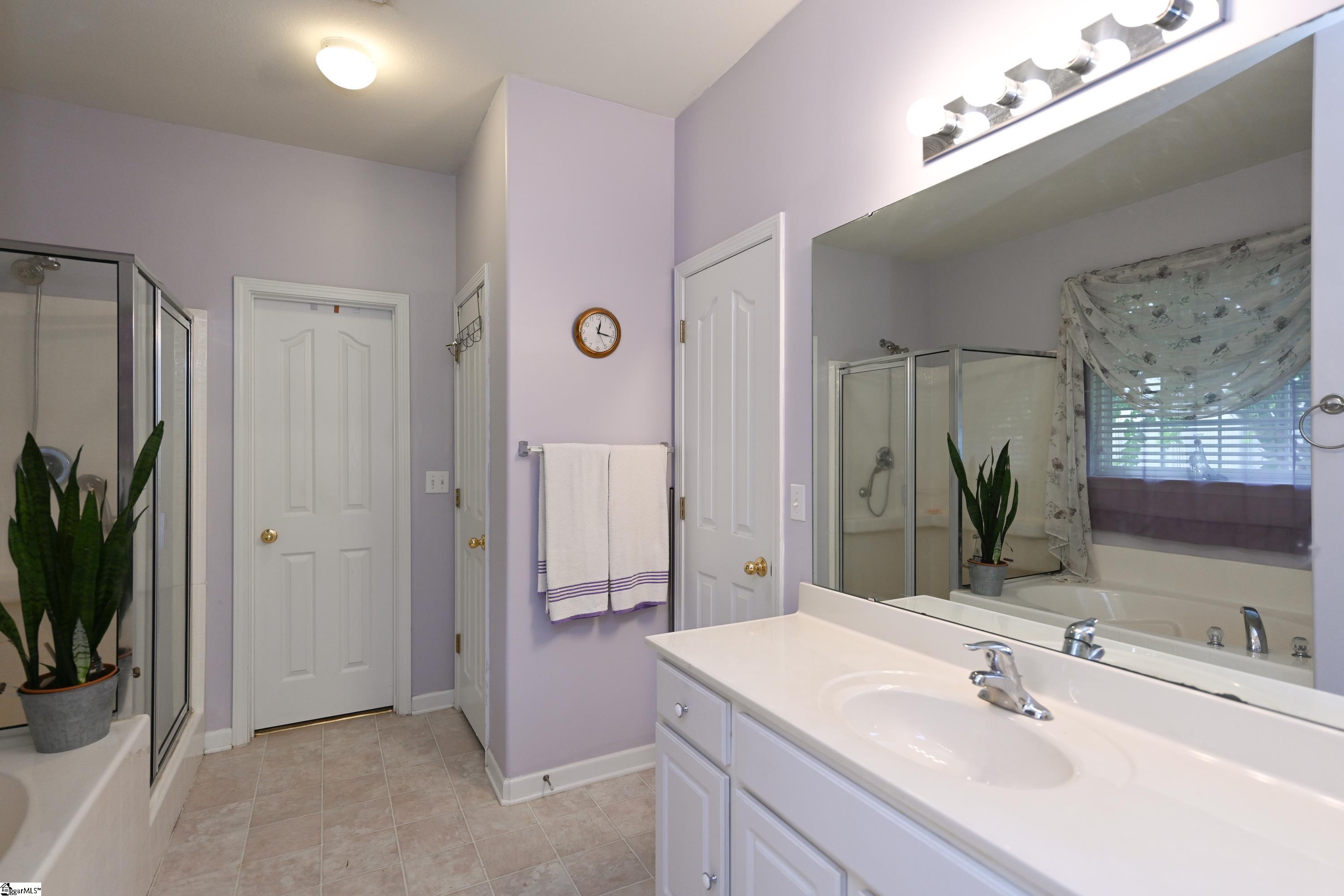 746 Tinder Boiling Springs Boiling Springs, SC 29316 - Photo 19 of 34 Gallery Image 19