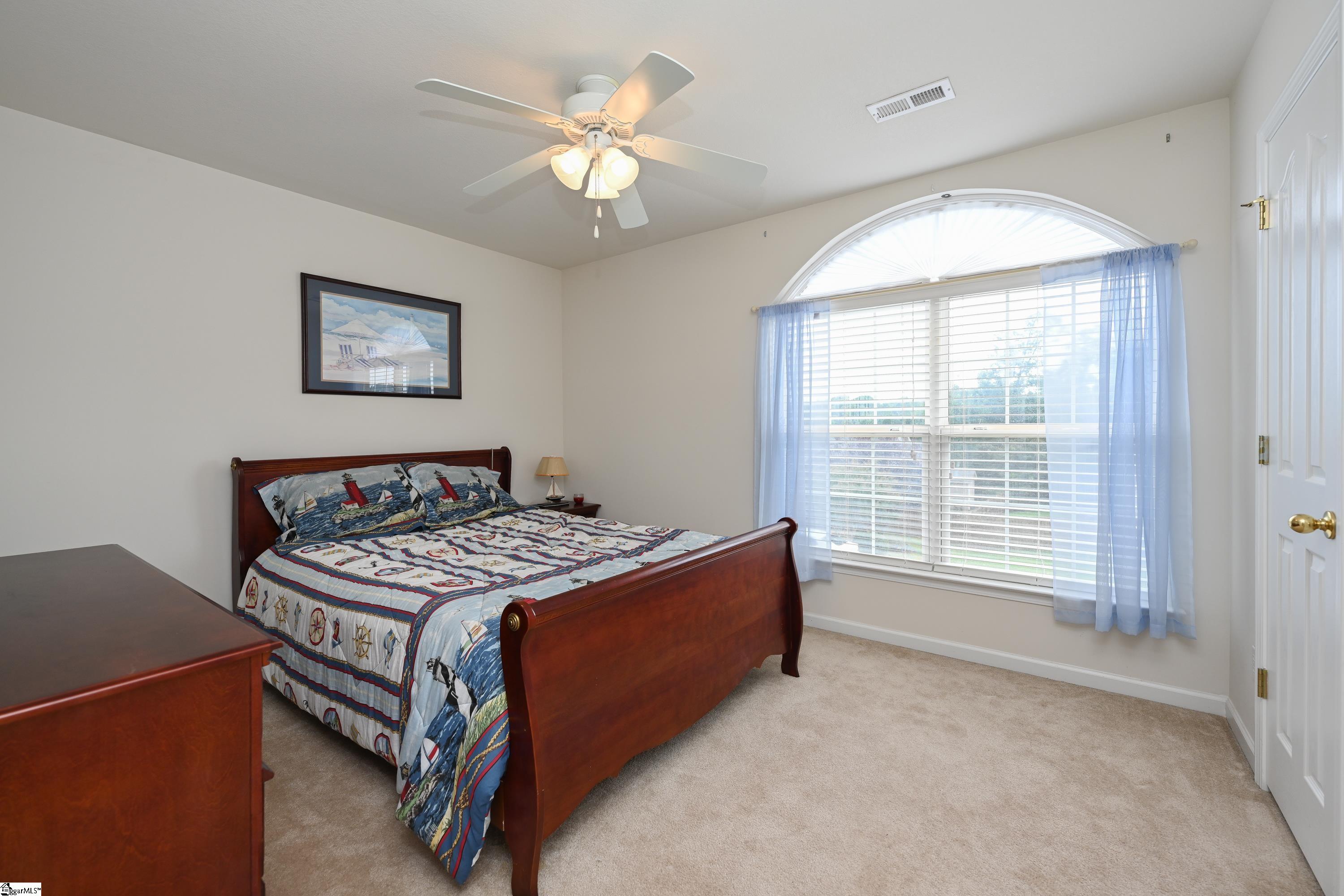 746 Tinder Boiling Springs Boiling Springs, SC 29316 - Photo 28 of 34 Gallery Image 28