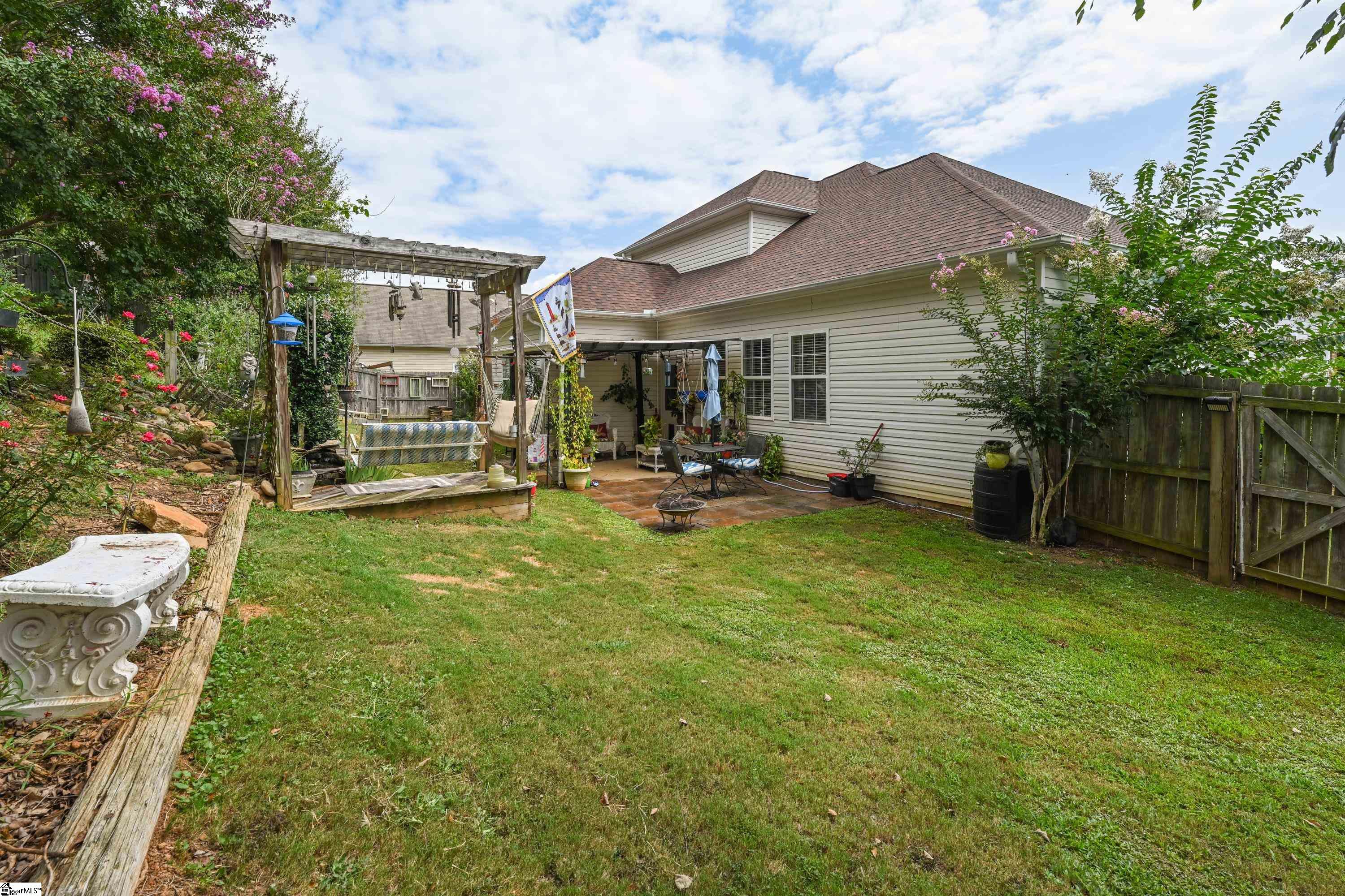 746 Tinder Boiling Springs Boiling Springs, SC 29316 - Photo 30 of 34 Gallery Image 30