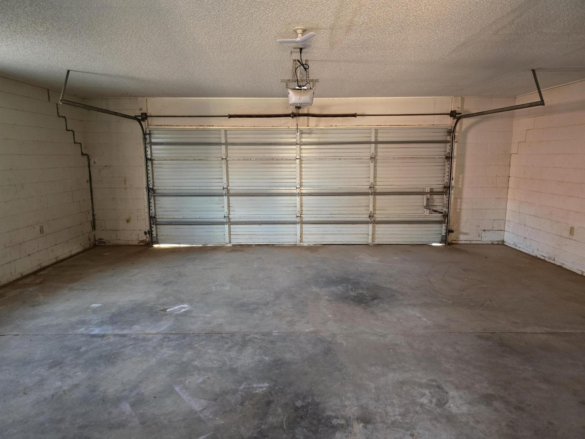 2229 South 6th Street Lamesa, TX 79331 - Photo 27 of 27 a view of a garage