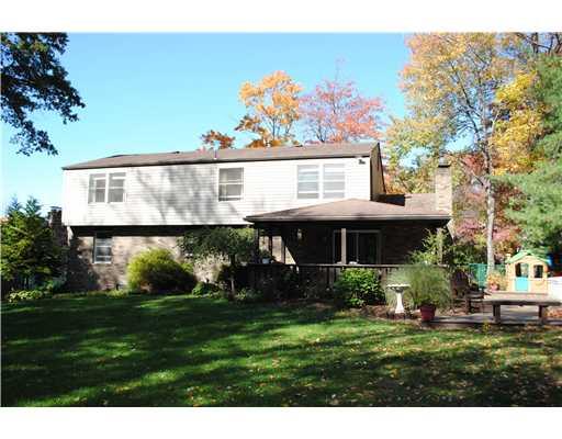 132 Old Gate Road Level Green, PA 15085 - Photo 16 of 18 Exterior Back.