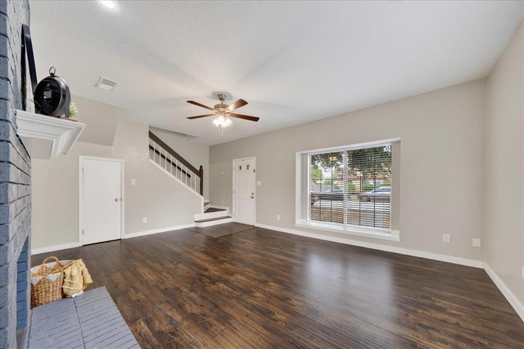 3024 Roxboro Road Euless, TX 76039 - Photo 7 of 26 Gallery Image 7
