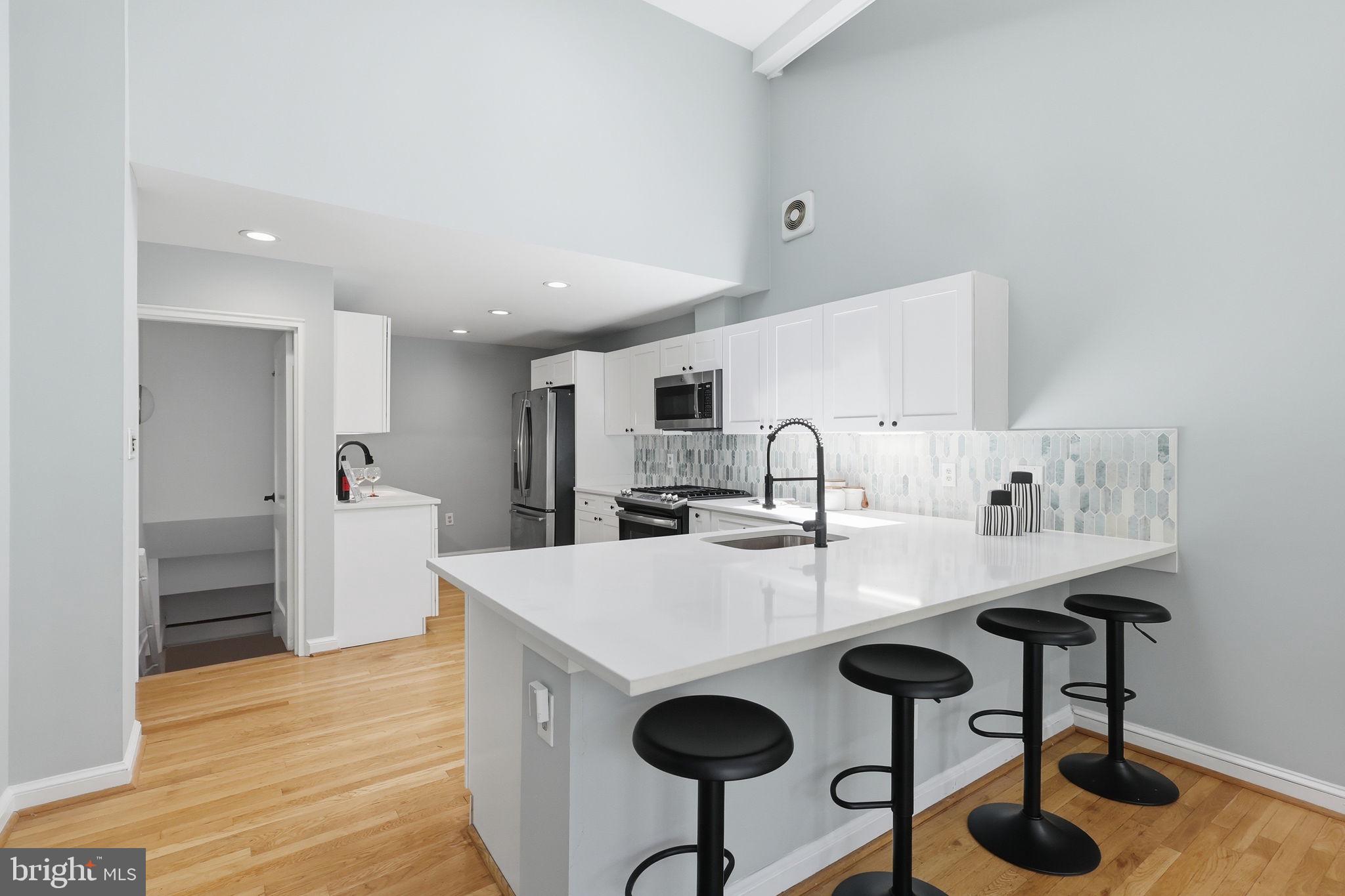 503 Dorchester Road Falls Church, VA 22046 - Photo 15 of 59