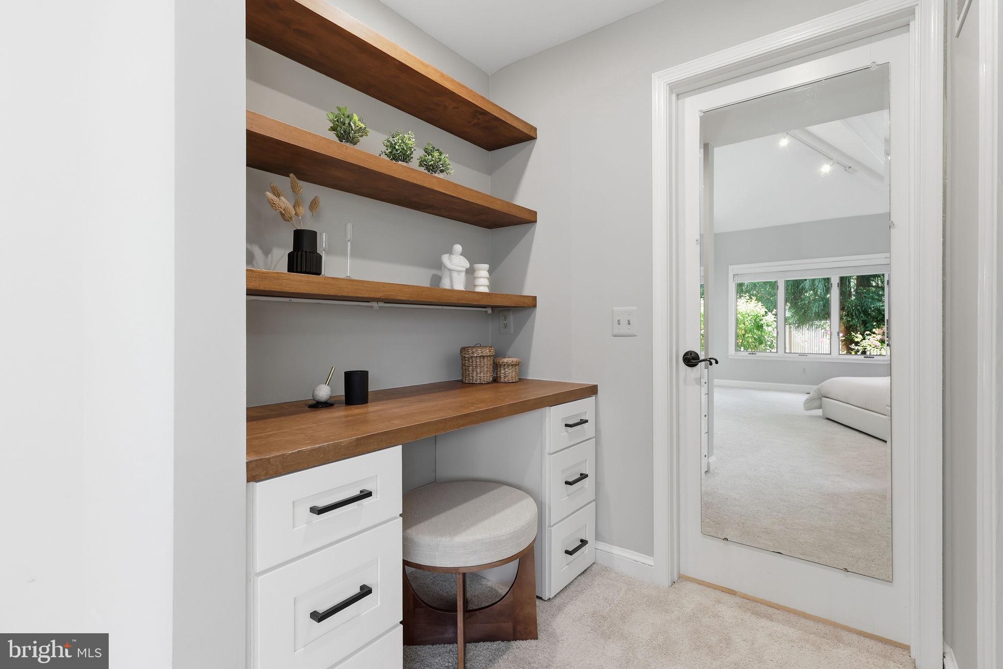 503 Dorchester Road Falls Church, VA 22046 - Photo 25 of 59