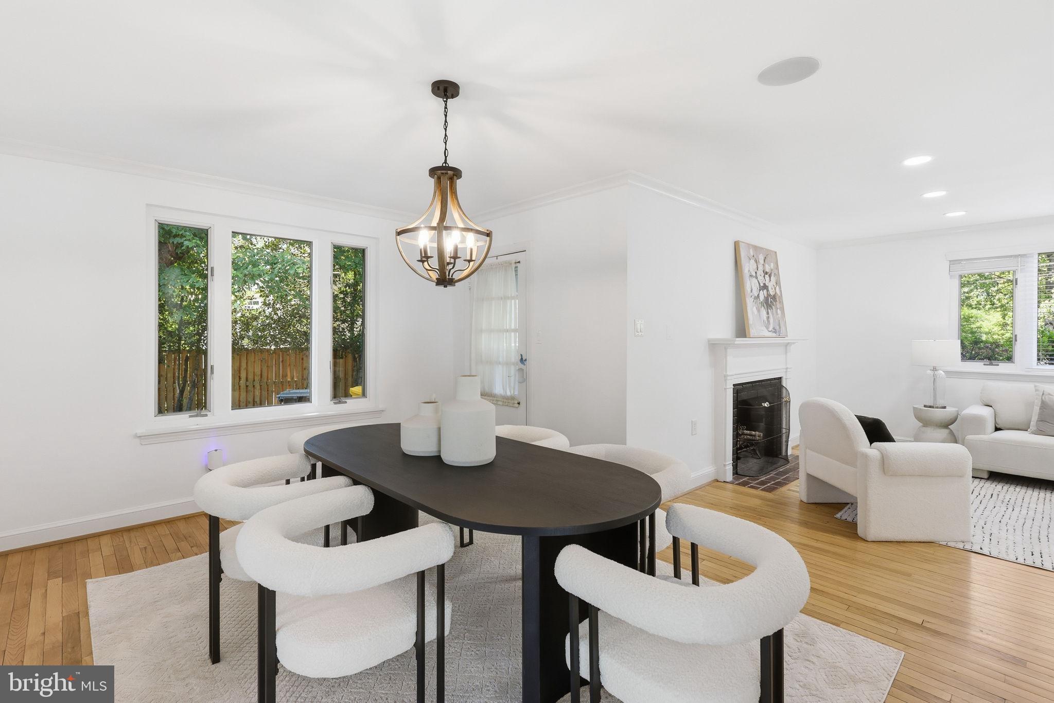 503 Dorchester Road Falls Church, VA 22046 - Photo 3 of 59