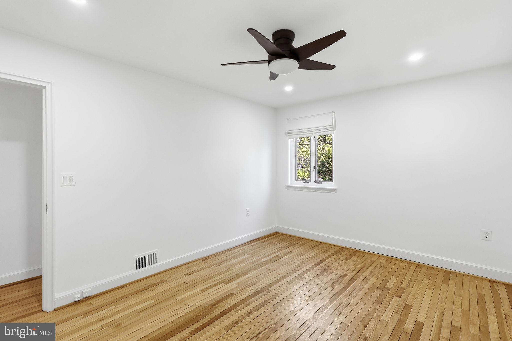 503 Dorchester Road Falls Church, VA 22046 - Photo 33 of 59