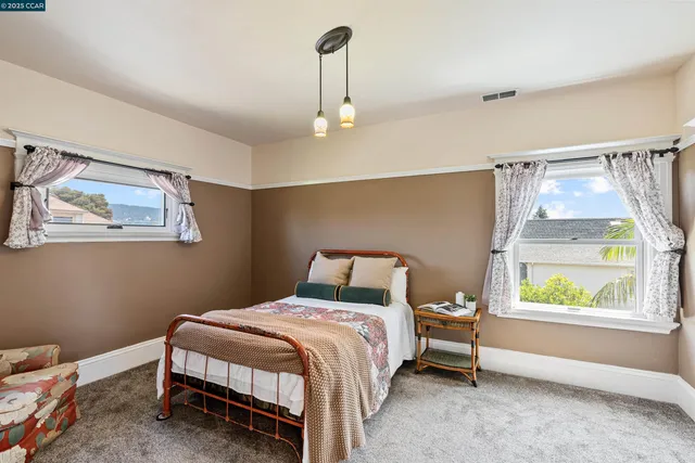 $899,000 | 2840 11th Avenue, Oakland, CA 94610