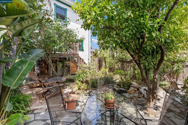 $899,000 | 2840 11th Avenue, Oakland, CA 94610