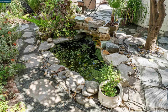 $899,000 | 2840 11th Avenue, Oakland, CA 94610