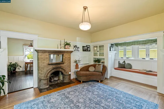 $899,000 | 2840 11th Avenue, Oakland, CA 94610