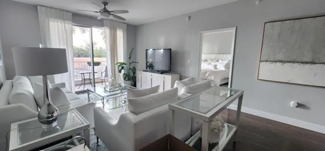 $240,000 | 802 West Windward Way, Unit 211, Lantana, FL 33462