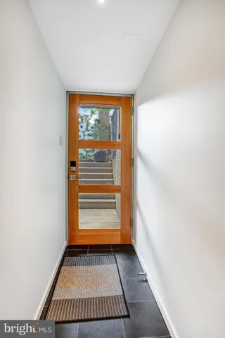 a view of empty room with window