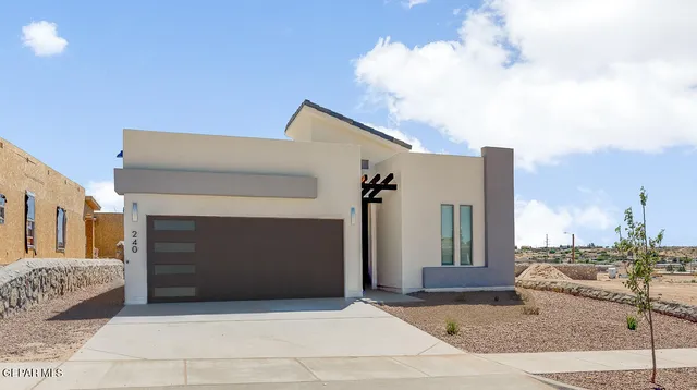 $321,950 | 14041 Paseo Original Court, El Paso, TX 79928