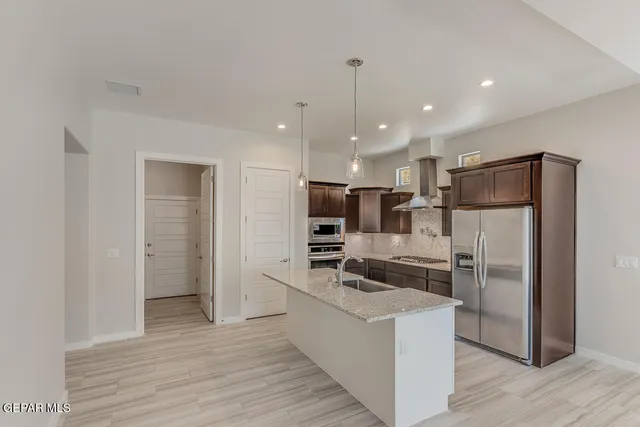 $321,950 | 14041 Paseo Original Court, El Paso, TX 79928