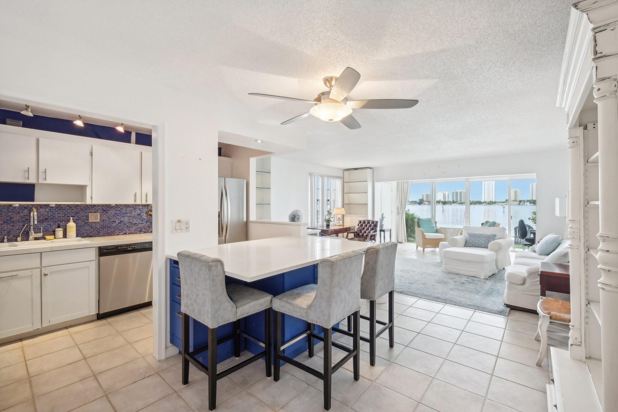 360 Wilma Circle, Unit 3 Riviera Beach, FL 33404 - Photo 7 of 23 Photo 7