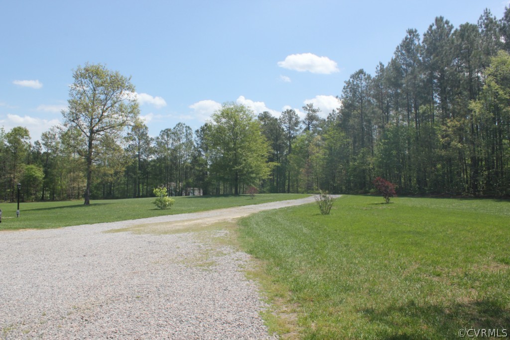 27686 Perkins Road Petersburg, VA 23805 - Photo 11 of 12 Gallery Image 11