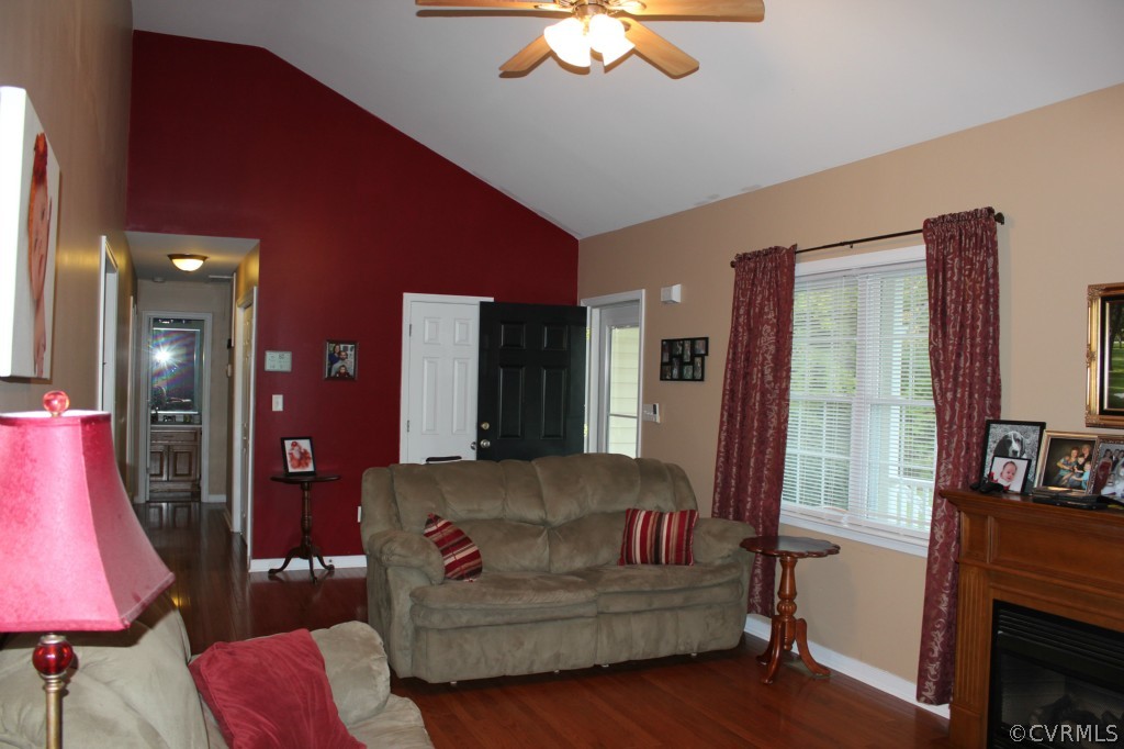 27686 Perkins Road Petersburg, VA 23805 - Photo 6 of 12 Gallery Image 6