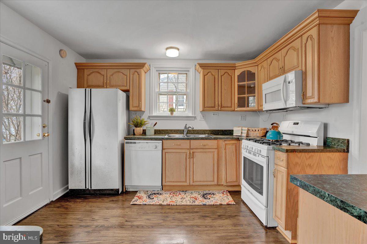 123 Hewett Road Wyncote, PA 19095 - Photo 11 of 32