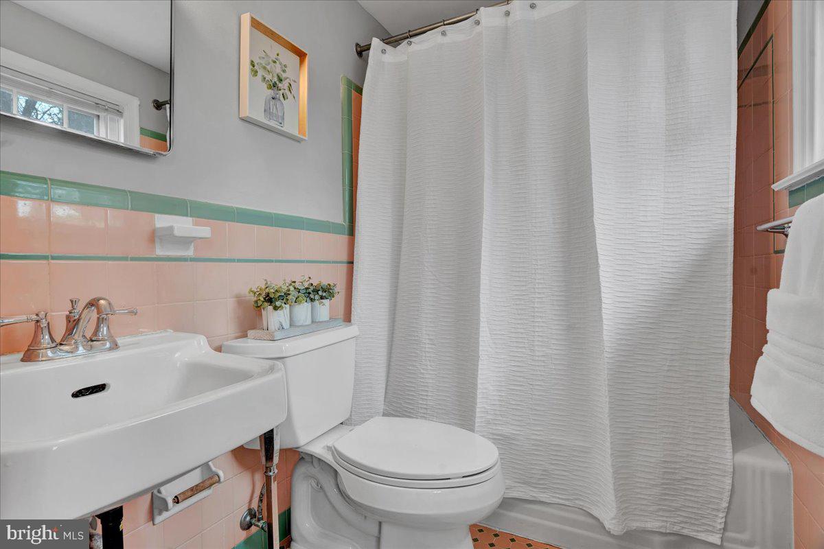 123 Hewett Road Wyncote, PA 19095 - Photo 17 of 32