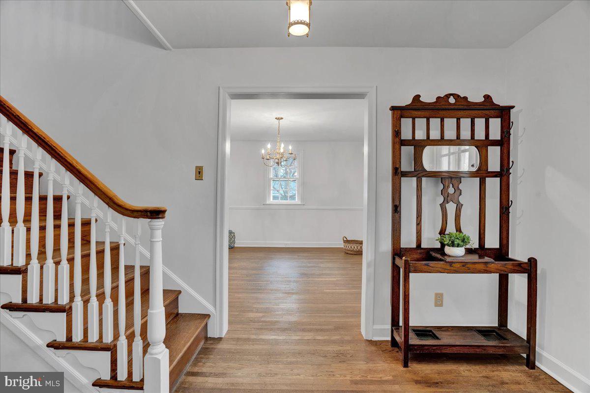 123 Hewett Road Wyncote, PA 19095 - Photo 7 of 32