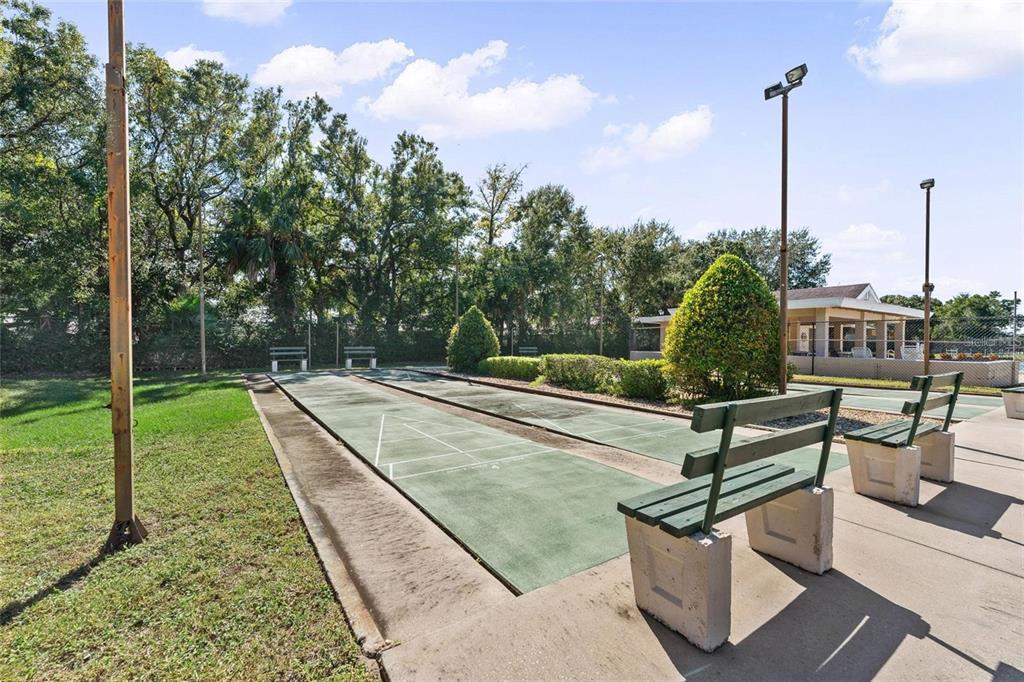 2025 Sylvester Road, Unit N305 Lakeland, FL 33803 - Photo 30 of 34 a view of a park with couches