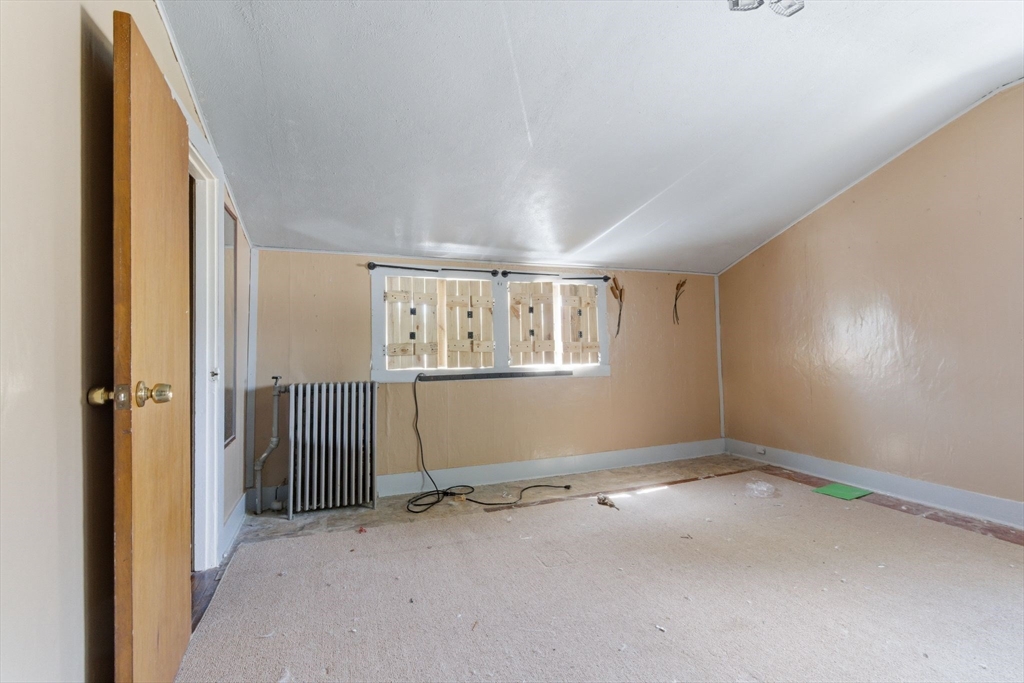 116 Irving Street Fall River, MA 02723 - Photo 12 of 23