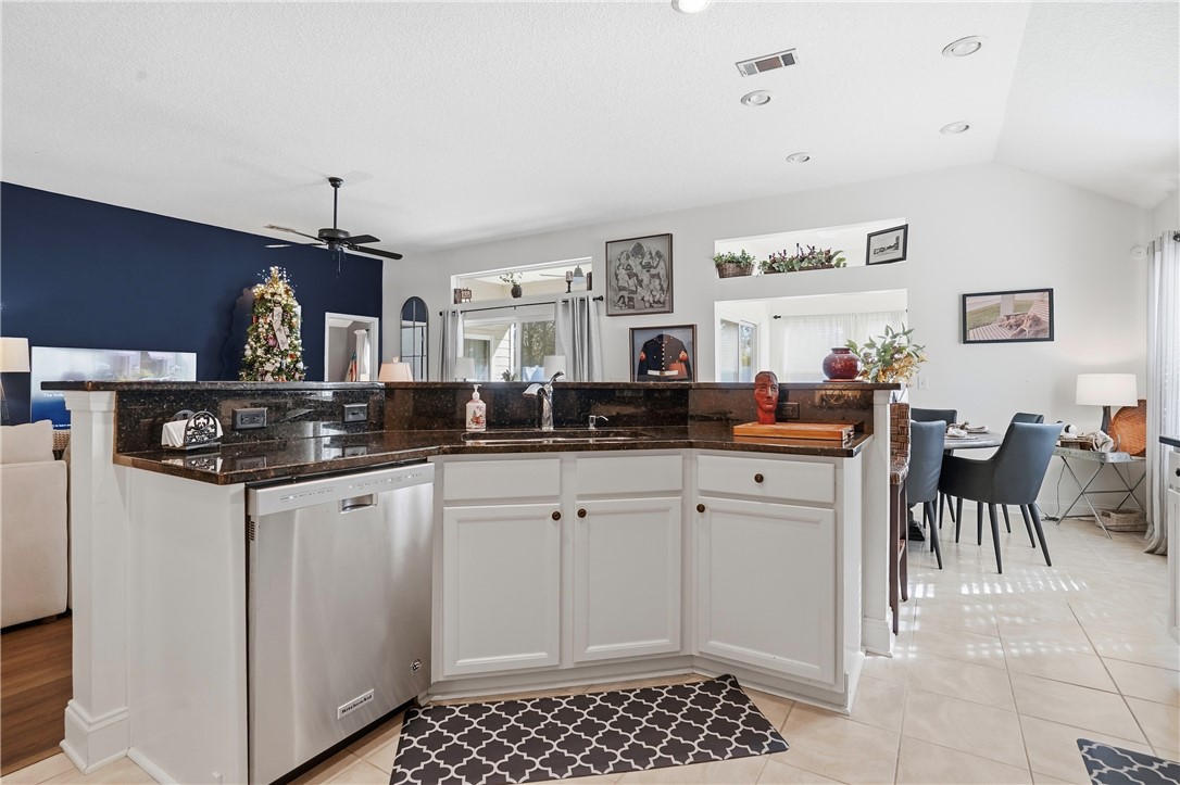 286 Long Way Brunswick, GA 31523 - Photo 9 of 23