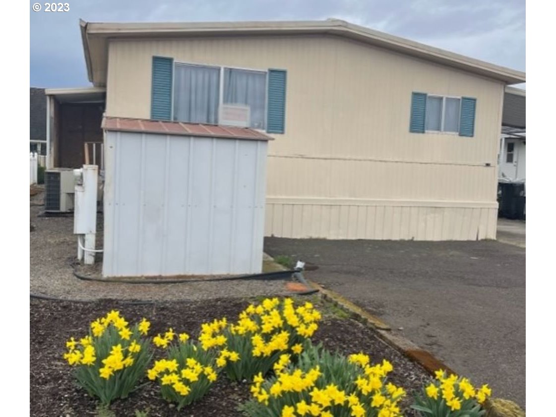 3590 Turner Road Southeast Salem, OR 97302 - Photo 3 of 17 Gallery Image 3
