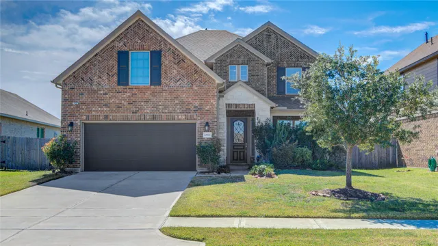 $3,000 | 12902 Oak Falls Drive, Pearland, TX 77584