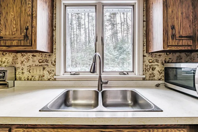 $339,000 | 1398 N Road, Gilead, ME 04217