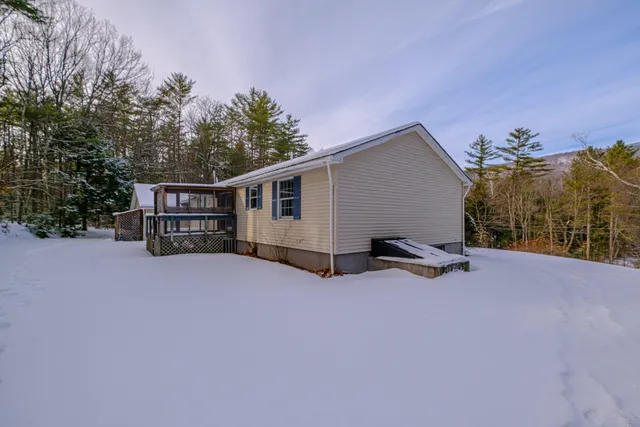 $339,000 | 1398 N Road, Gilead, ME 04217