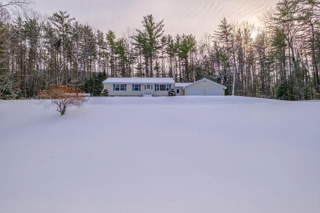 $339,000 | 1398 N Road, Gilead, ME 04217