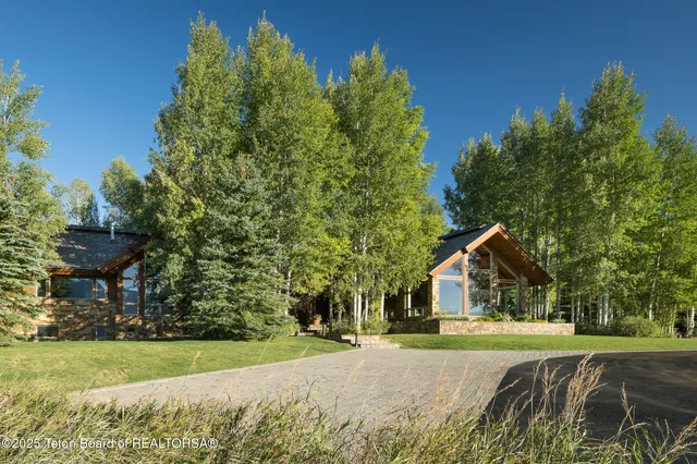 $15,900,000 | 2540 Trader Road, Jackson, WY 83001