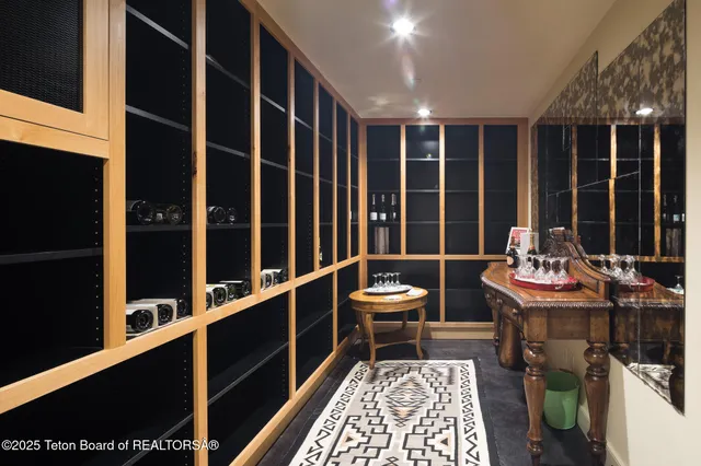 $15,900,000 | 2540 Trader Road, Jackson, WY 83001