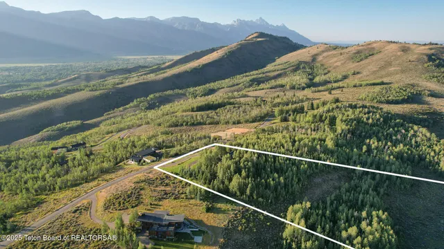 $15,900,000 | 2540 Trader Road, Jackson, WY 83001