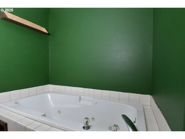 $515,000 | 3605 Southwest 25th Street, Gresham, OR 97080