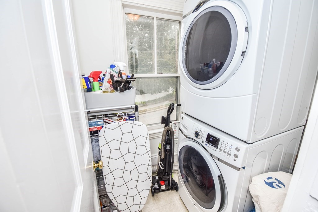 38 High Street, Unit 2 Newton, MA 02464 - Photo 17 of 25