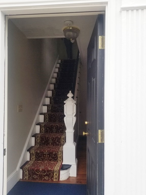 38 High Street, Unit 2 Newton, MA 02464 - Photo 4 of 25