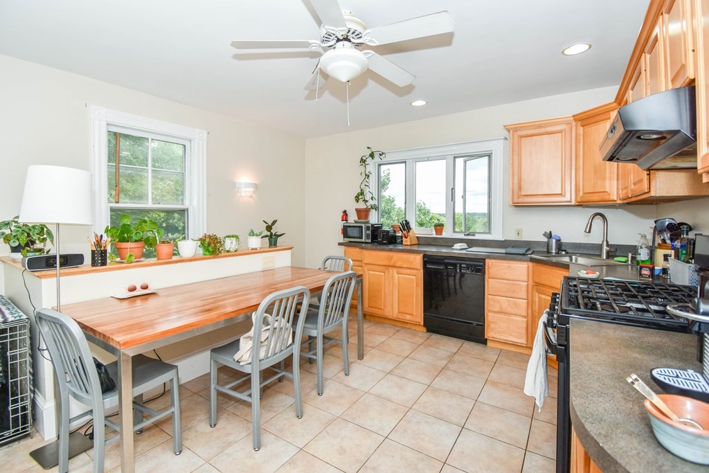 38 High Street, Unit 2 Newton, MA 02464 - Photo 10 of 25