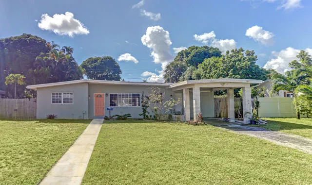 $430,000 | 328 East Jasmine Drive, Lake Park, FL 33403