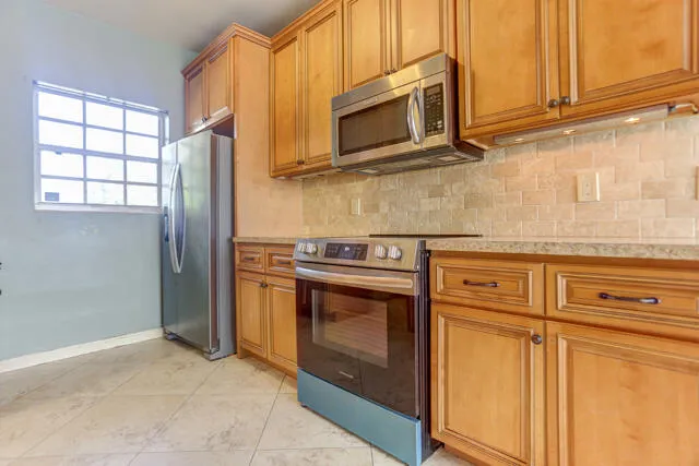 $430,000 | 328 East Jasmine Drive, Lake Park, FL 33403