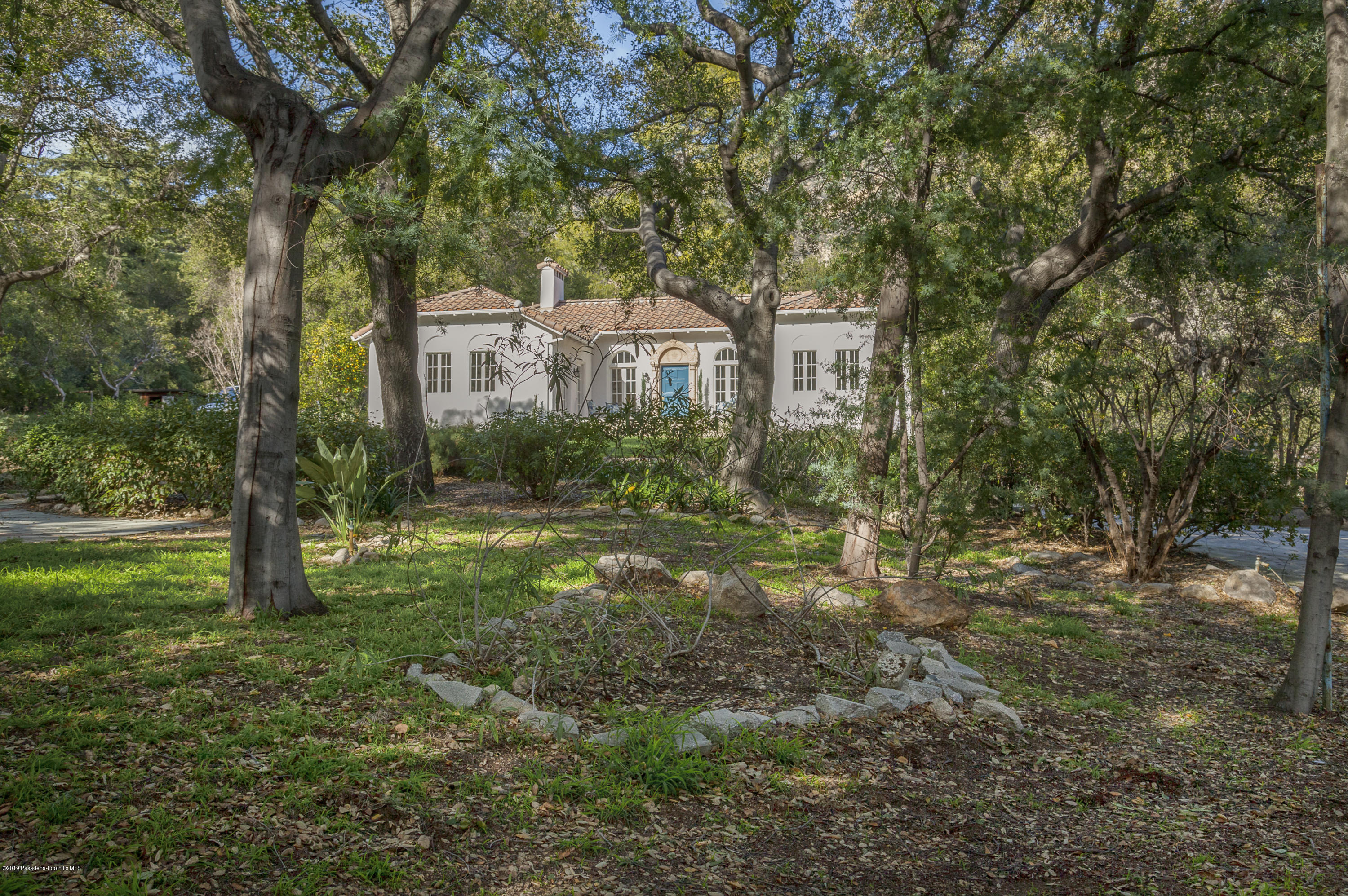3130 Maiden Lane Altadena, CA 91001 - Photo 4 of 89 1d