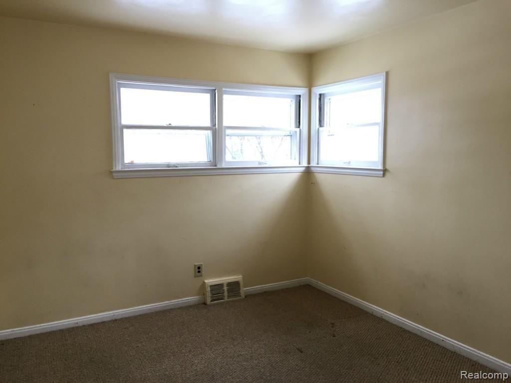 20106 Lahser Road Detroit, MI 48219 - Photo 4 of 12