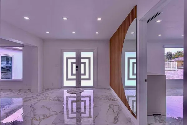 $650,000 | 696 Arlington Drive, West Palm Beach, FL 33415