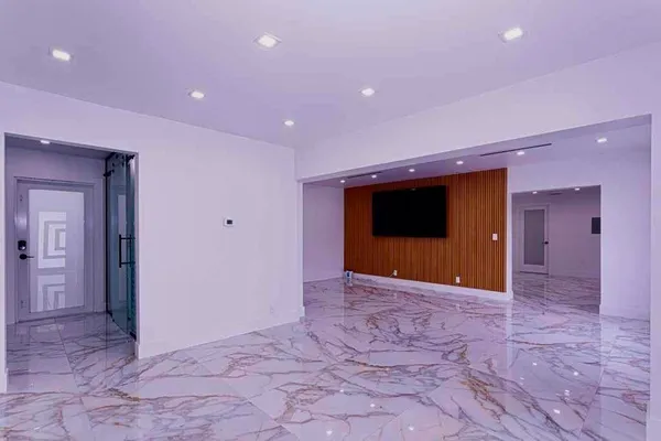 $650,000 | 696 Arlington Drive, West Palm Beach, FL 33415