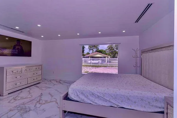 $650,000 | 696 Arlington Drive, West Palm Beach, FL 33415